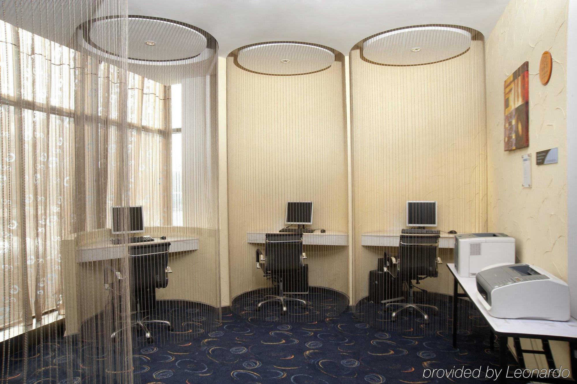 Holiday Inn Express Tianjin Binhai Bekvämligheter bild
